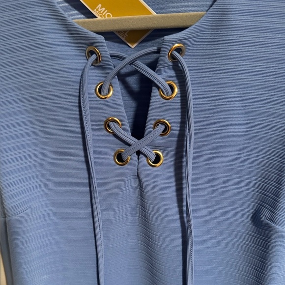 💥Michael Kors Periwinkle Blue Lace-Up Top - Picture 2 of 9
